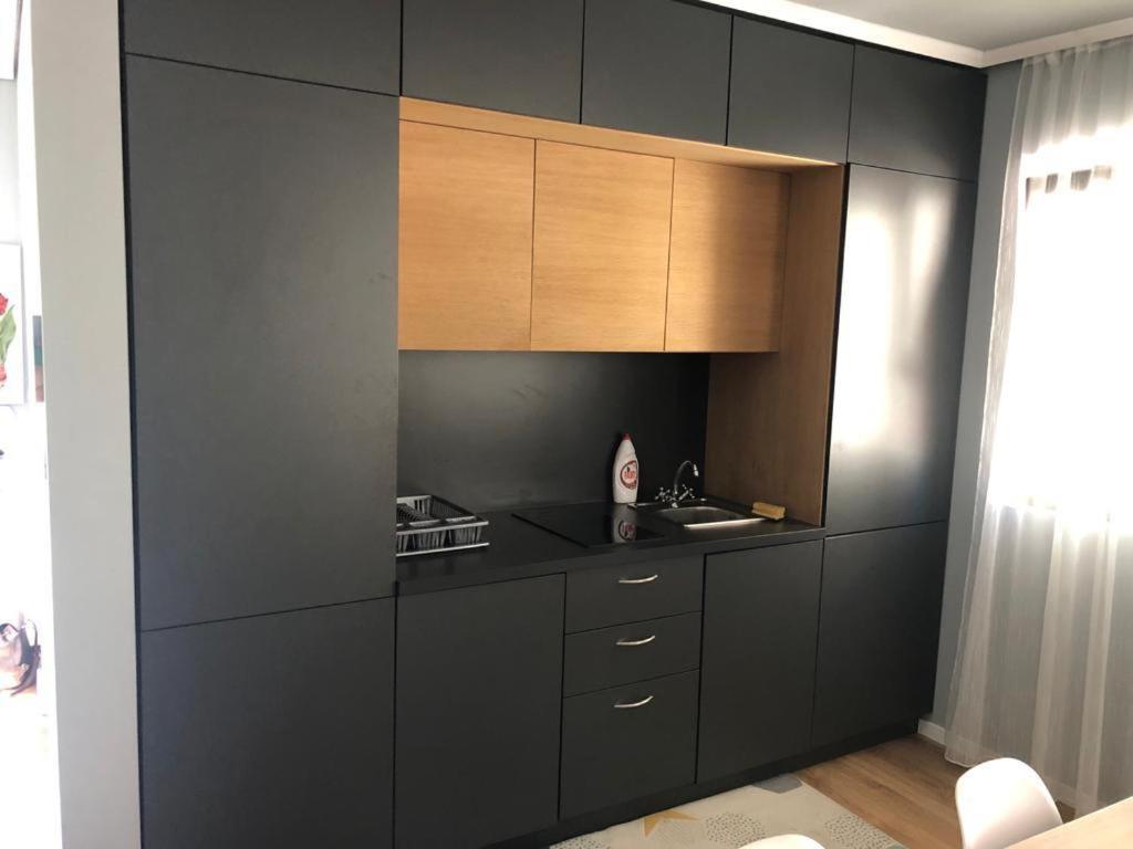 Appartement Apartament Dorobanti à Cluj-Napoca Extérieur photo